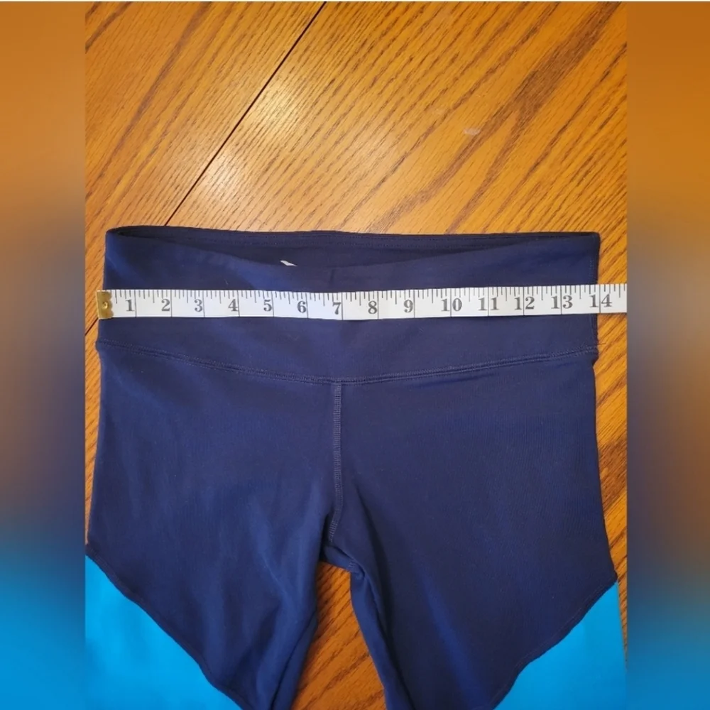 Alo Yoga Electra Colorblock Capri Leggings Navy Blue Teal Crop Size Medium